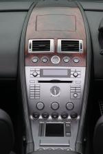 Aston Martin DB9 Volante 2004 года (UK)